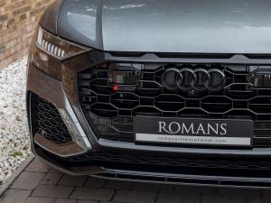 Audi RS Q8 Vorsprung 2020 года  (UK)